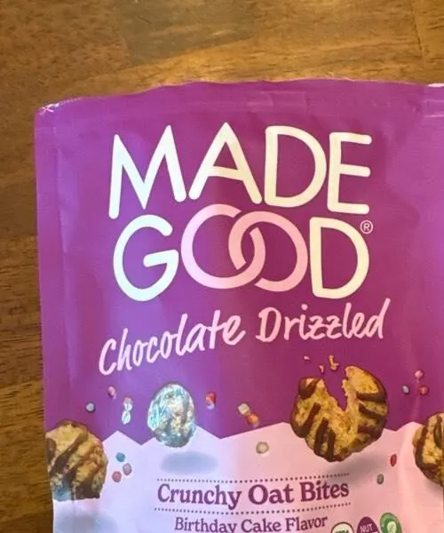 Crunchy Oat Bites Birthday Cake Flavor