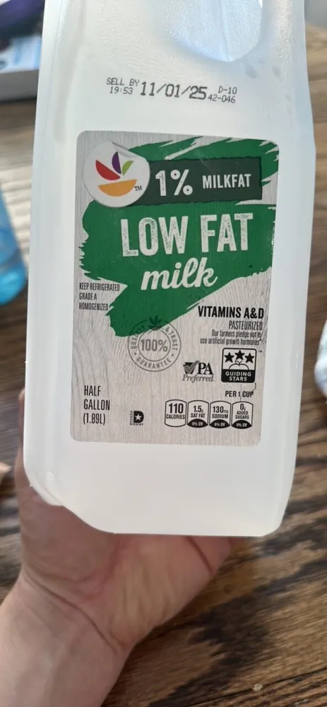 Stop & shop low fat milk