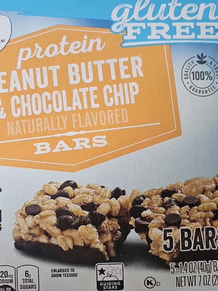 Peanut Butter & Dark Chocolate Chip Granola Bars