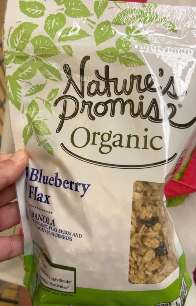 Blueberry flax granola