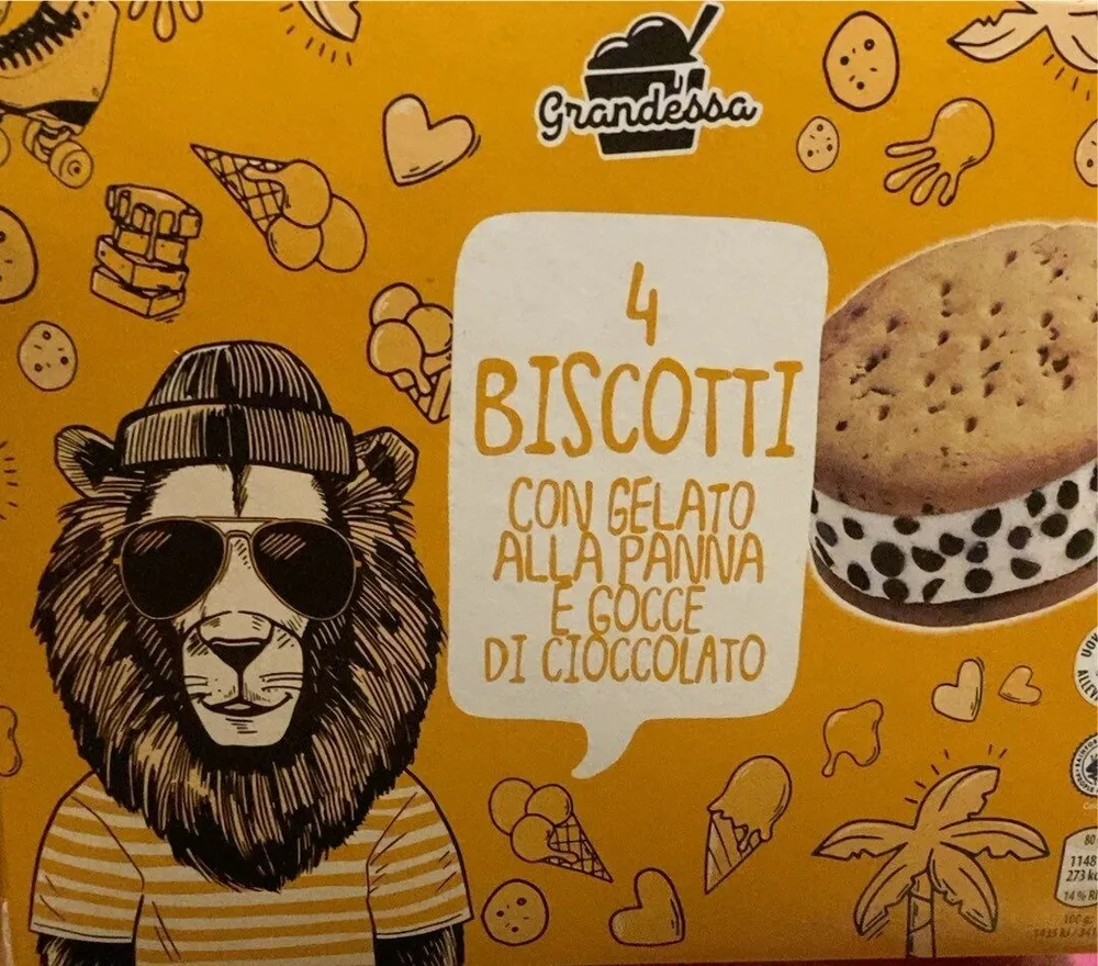 4 Biscotti con gelato panna e gocce di cioccolato