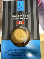 Aged Cheddar & Roasted Garlic Shortbread