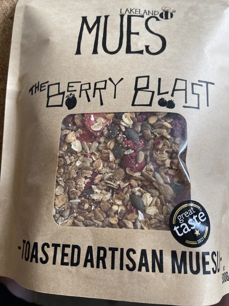 Berry Blast - toasted artisanal muesli