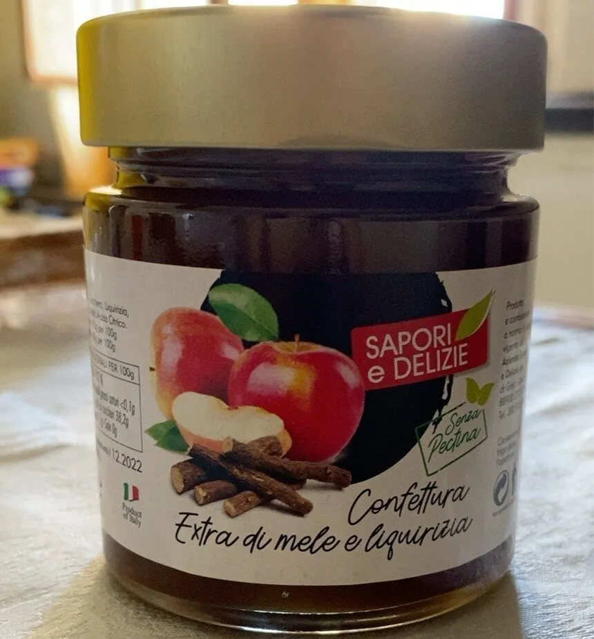Confettura extra di mele e liquirizia