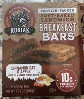 Cinnamon Oat & Apple Soft-Baked Sandwich Breakfast Bars