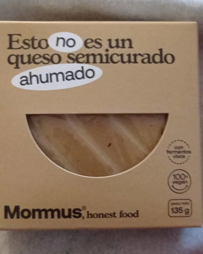 Queso vegano semicurado ahumado