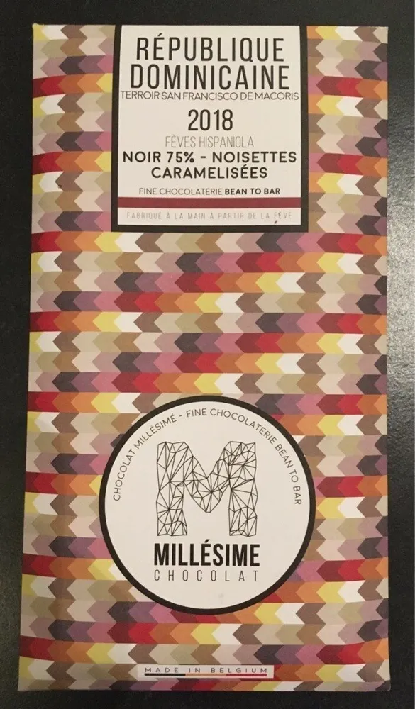 Chocolat noir 75% - noisettes