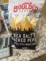 Sea Salt & Black Pepper Kettle Style Potato Chips