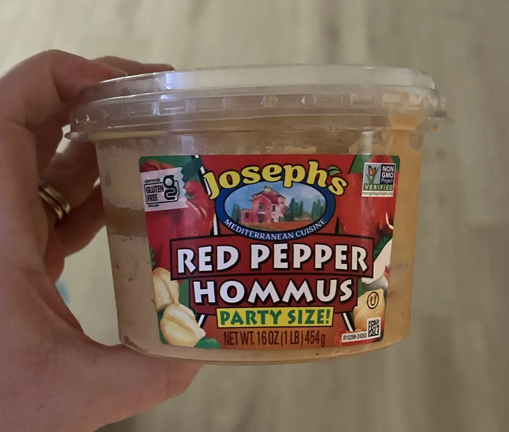 Red Pepper Hommus