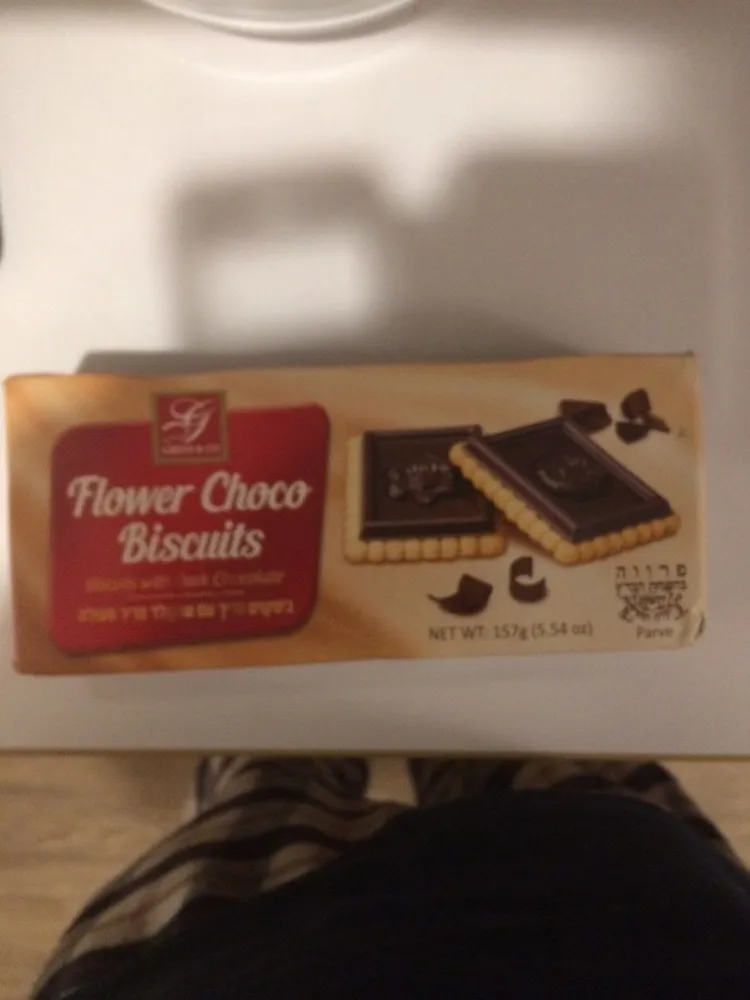 flower choco biscuits