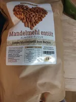 Mandelmehl entölt