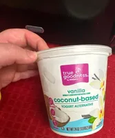Vanilla coconut based alternative yogurt