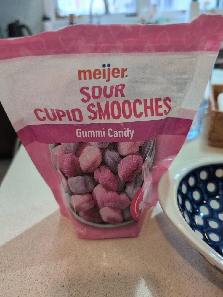 Sour Cupid Smoochies