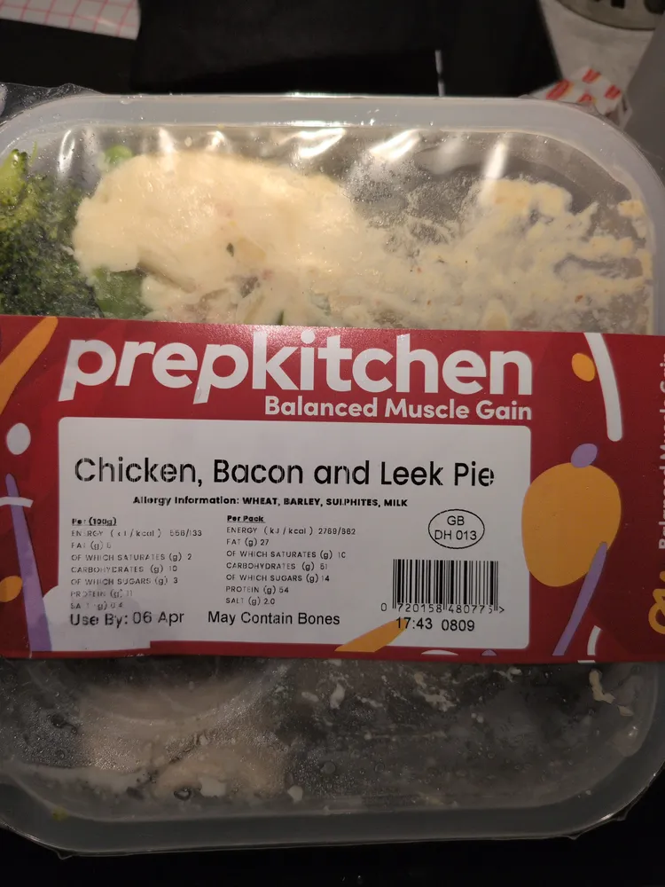 Chicken, Bacon and Leek Pie