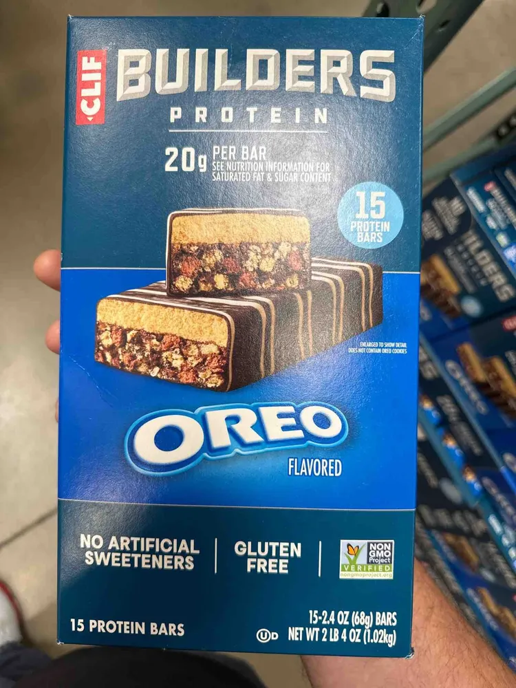 BUILDER'S PROTEIN OREO flavored protein bars