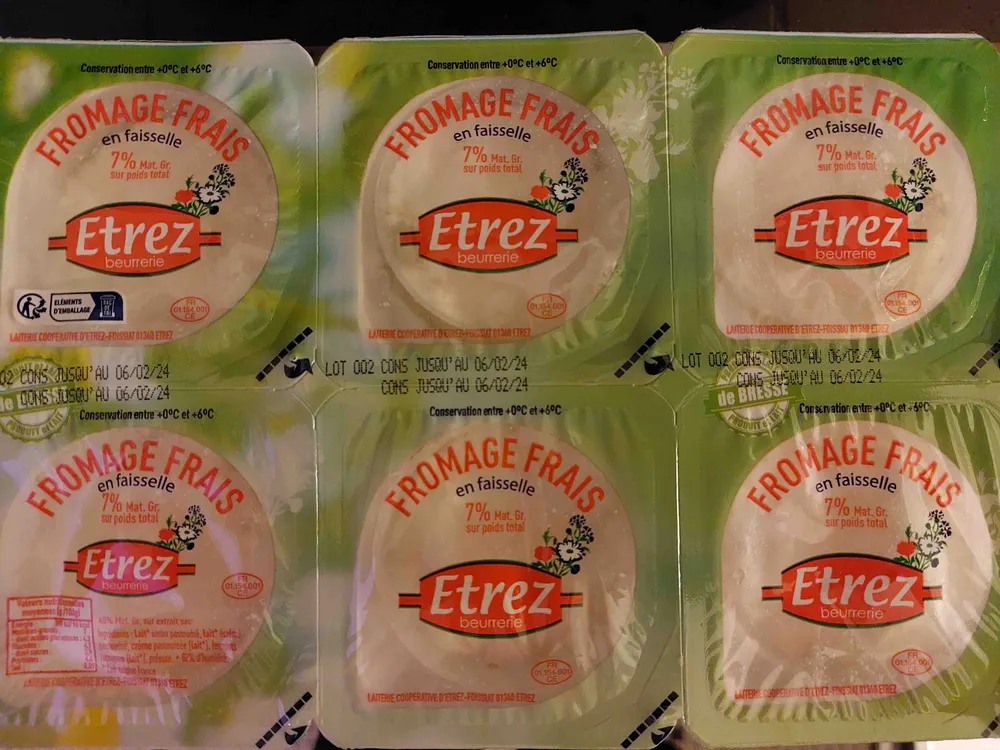 Fromage frais en faisselle