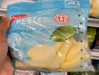 Peeled Apple Slices