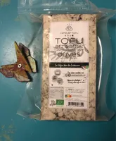 Tofu artisanal olives