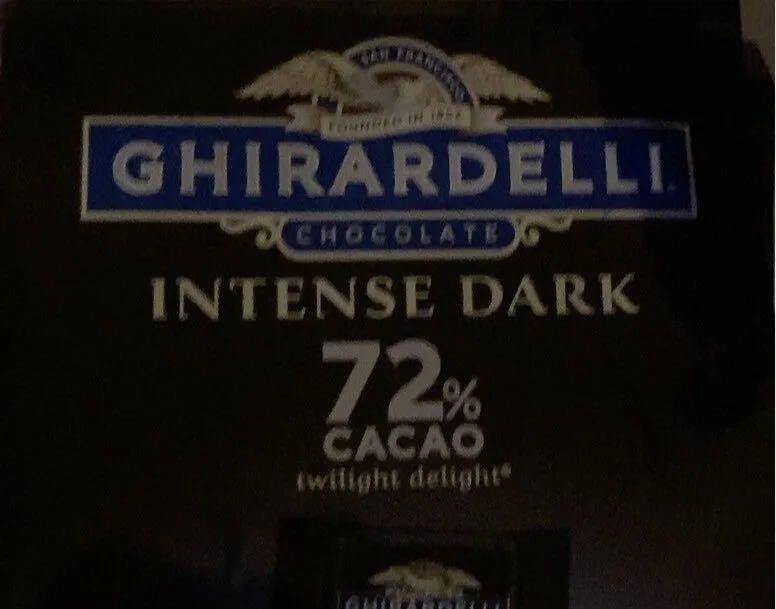 Intense Dark 72% cacao