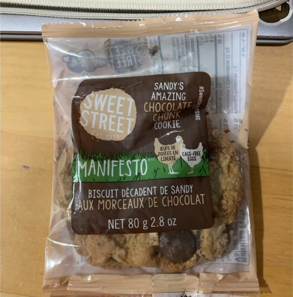 chocolate chunk cookie