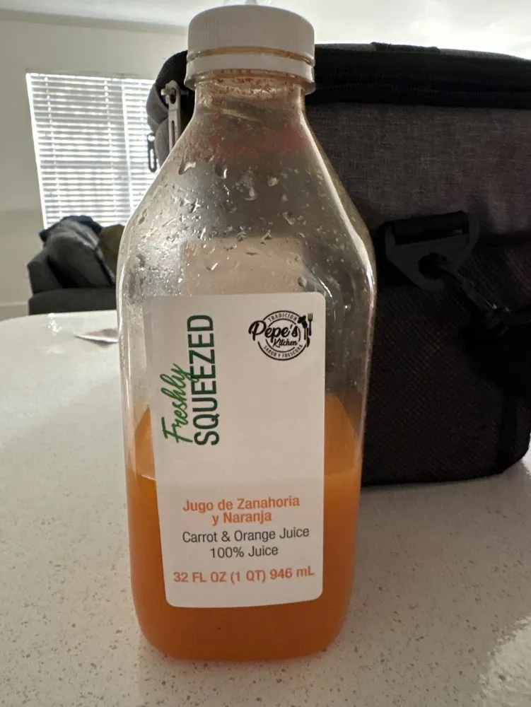 Freshly Squeezed Carrot & Orange Juice 100% Juice