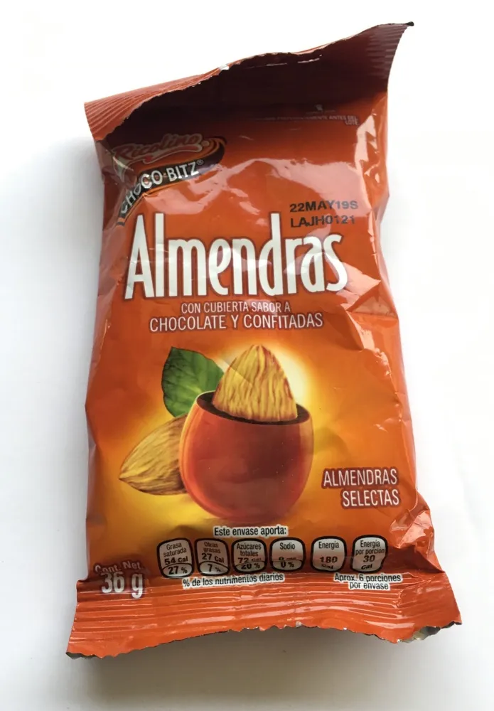 Almendras Ricolino