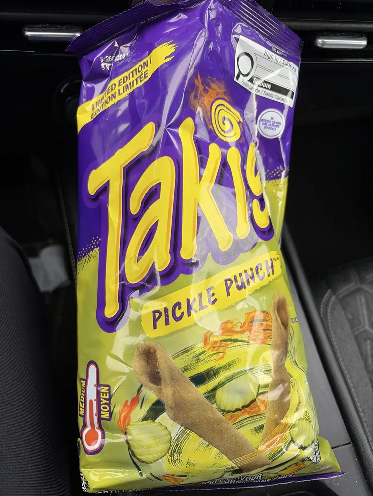 Dill Pickle Takis