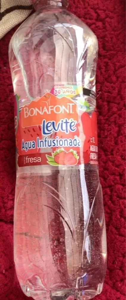 Levité Agua Infusionada fresa