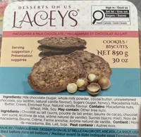 Macadamia and Milk Chocolate Cookie