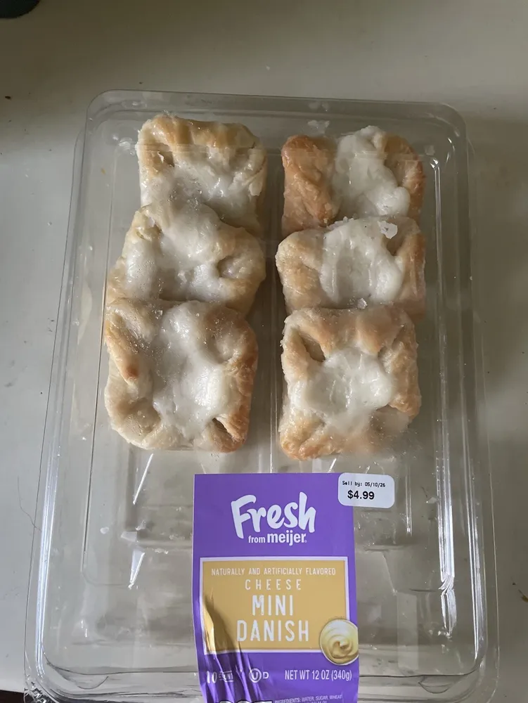 Cream cheese mini danish