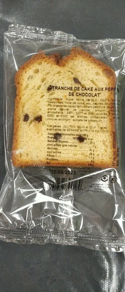 Tranche de cake aux petites de chocolat