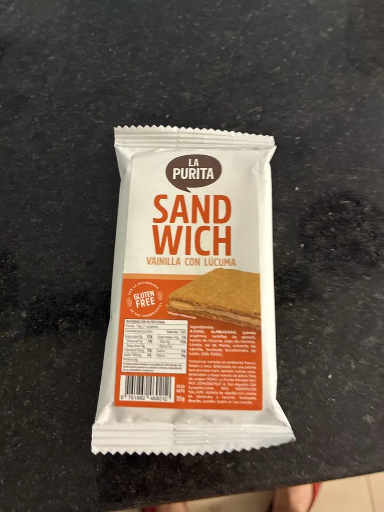 Sandwich Vainilla con Lúcuma