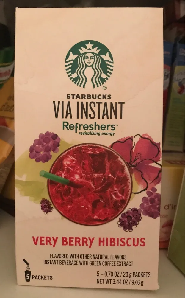 Instant beverage with green coffee extract
