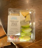 Protein box cheese and fruit