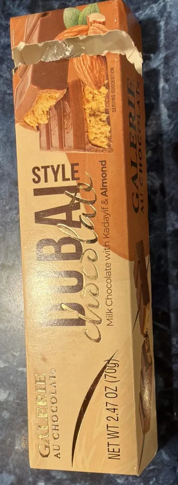 Milk Chocolate with Kadayif & Almond