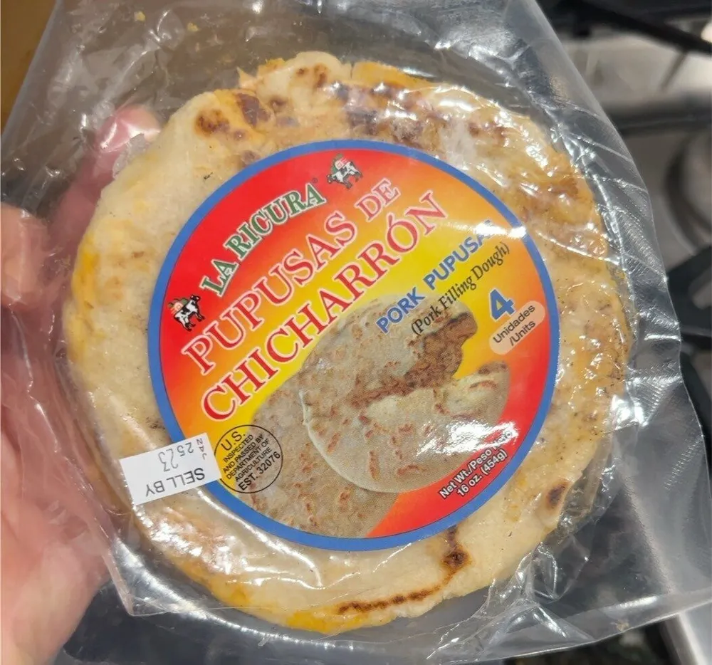 Pupusas chicharron