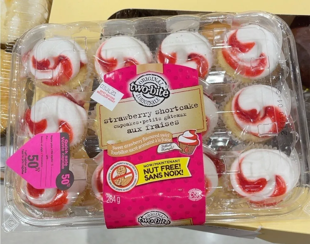 Strawberry cupcakes