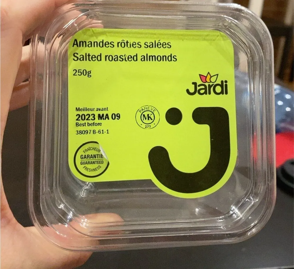 Amandes rôties salées