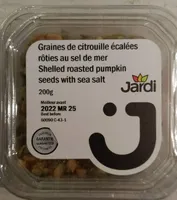 Shelled roasted pumpkin seeds with sea salt