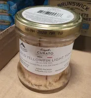 Solid yellowfin, light tuna in olive oil