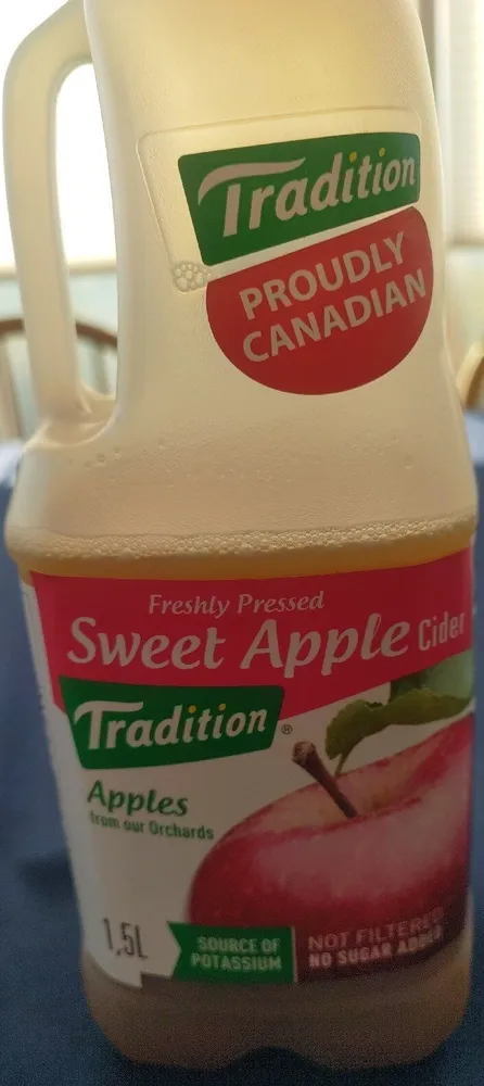 Jus de pommes fraîchement pressé - Tradition - Tradition