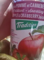 Jus de pomme et canneberge pétillant
