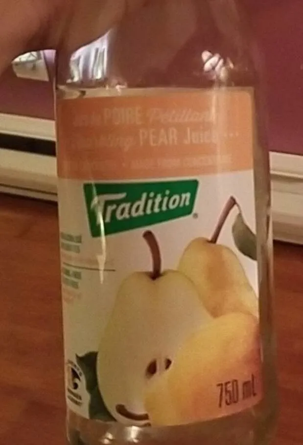 Jus de poire pétillante
