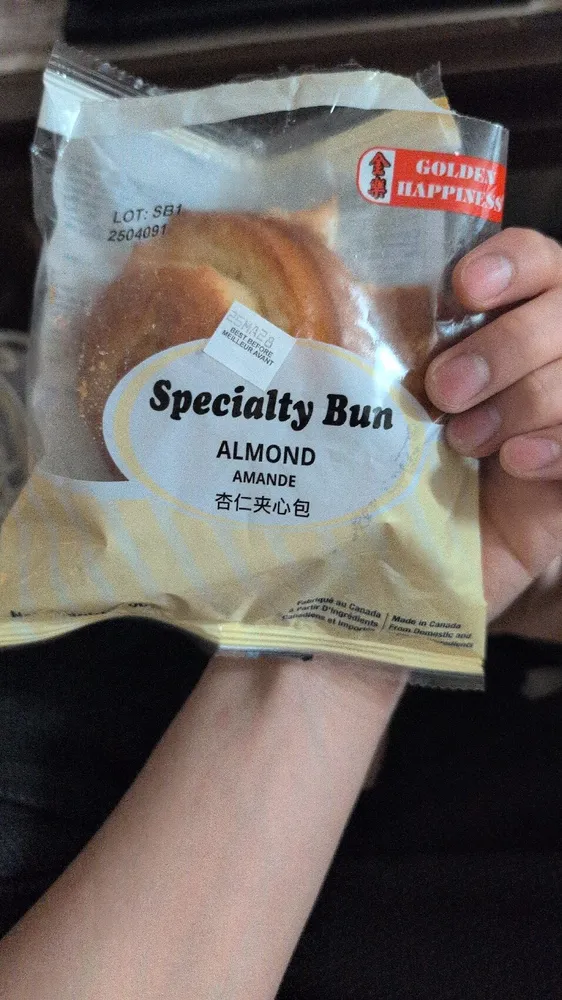 almond specialty bun