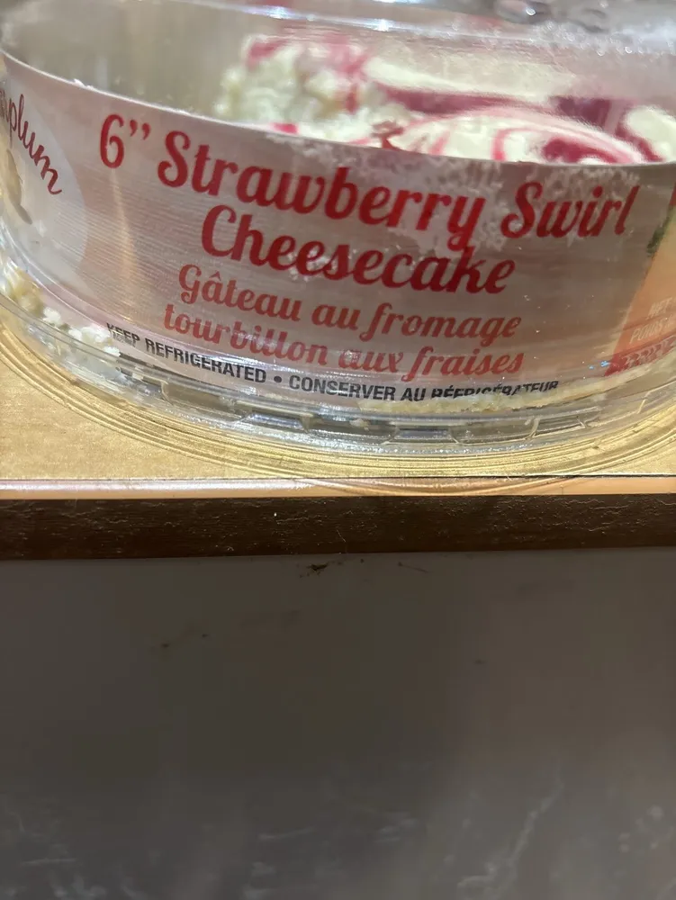 Strawberry Swirl Cheesecake