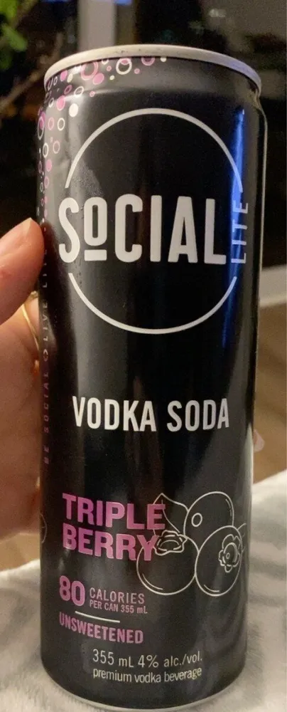 Triple berry vodka soda