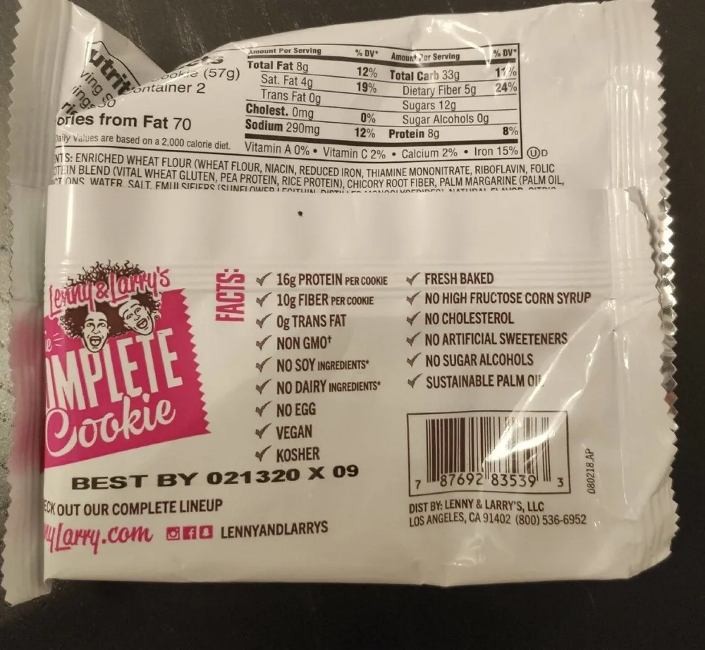 White chocolaty razzberry baked nutrition cookie, white chocolaty razzberry