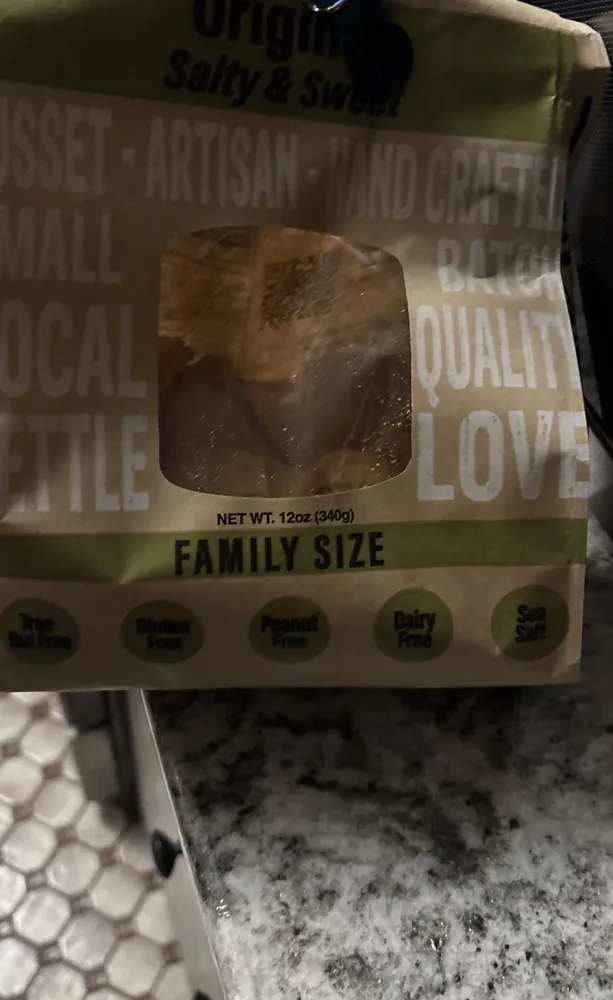Hand Crafted Kettle Potato Chips Original Salty & Sweet