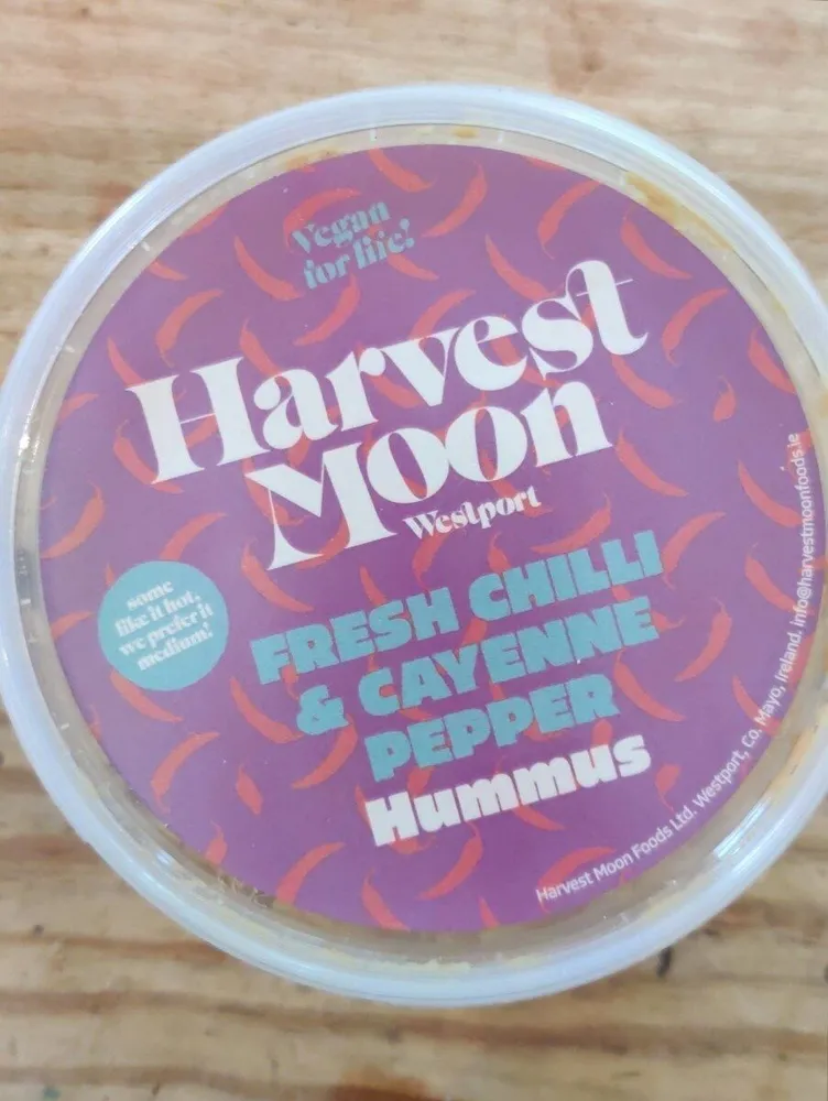 Harvest Moon fresh chilli and cayenne pepper hummus