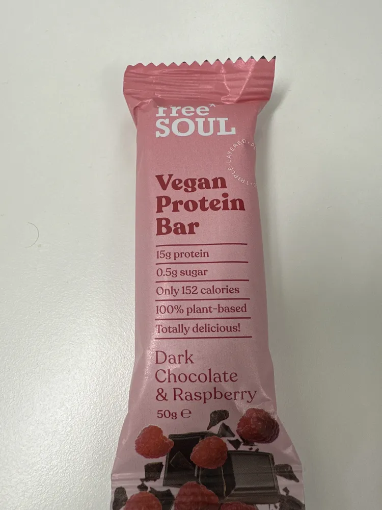 Dark Chocolate & Raspberry Vegan Protein Bar